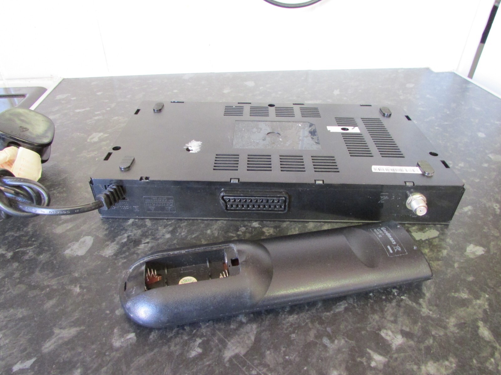 Grundig GUFSAT02SD Freesat TV Receiver eBay