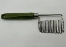 Vintage Mid Century RIPPLED Cutter Cheese French Fry Cutter Green Plastic Handle