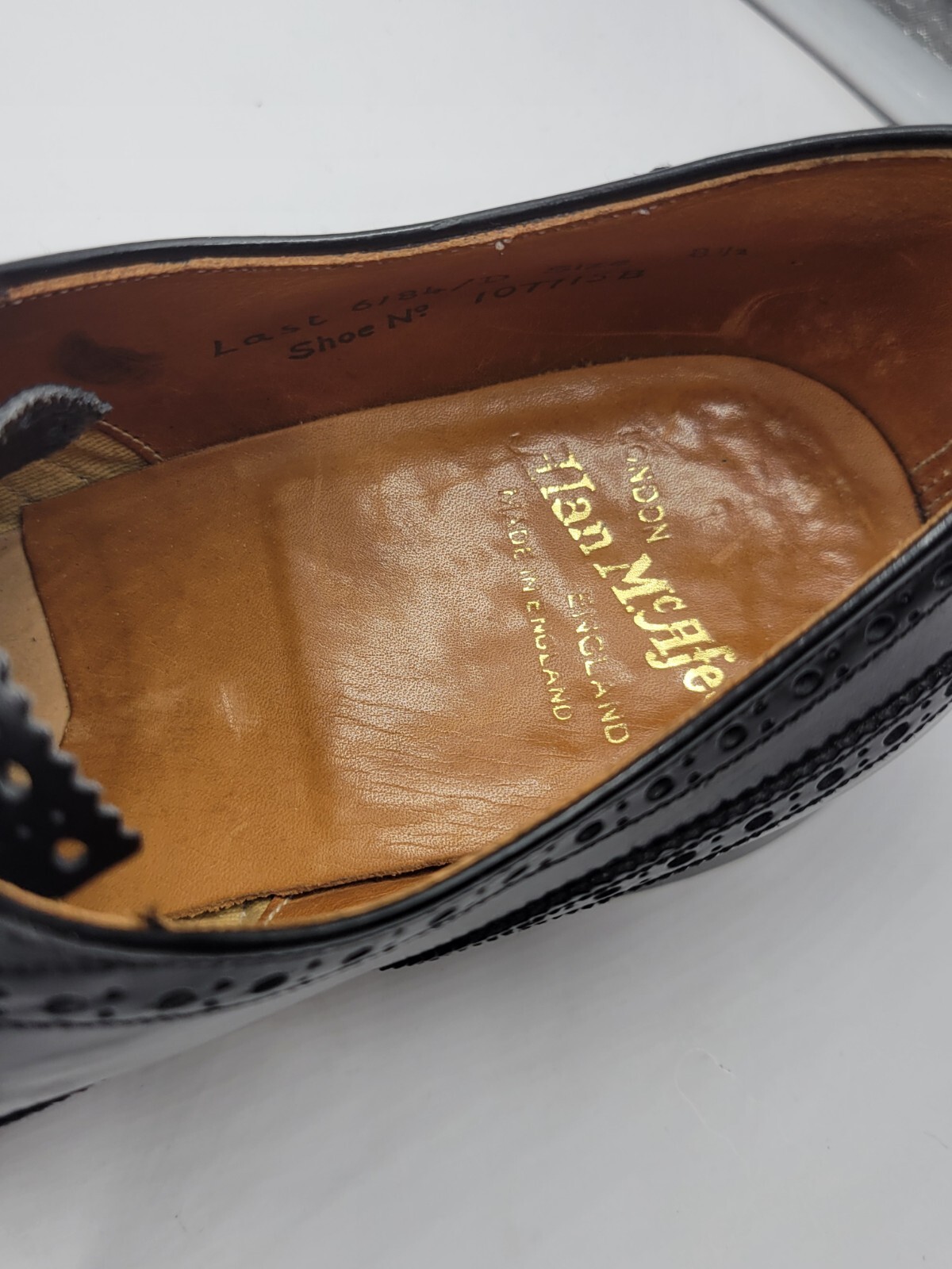 Alan McAfee Wingtip Dress Shoes Size 8.5  Black Leather England Nice Shape EUC