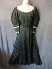 1900's Vintage Victorian Black Pintuck Blouse Pink Floral Long Skirt Dress Set