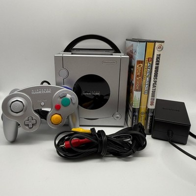 Nintendo GameCube Console Bundle Platinum Silver DOL-101 3 Games 1 Controller