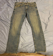 True Religion Men s Blue Relaxed Straight Jeans Medium Wash Logo 5-Pocket