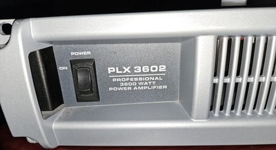QSC PLX 3602 3600W 2-Channel Rack Mountable Power Amplifier Silver Black