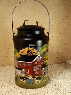 VINTAGE 4 QT. ALUMINUM MILK CAN 11 IN. TALL HAND PAINTED COUNTRY FARMS FOLK ART