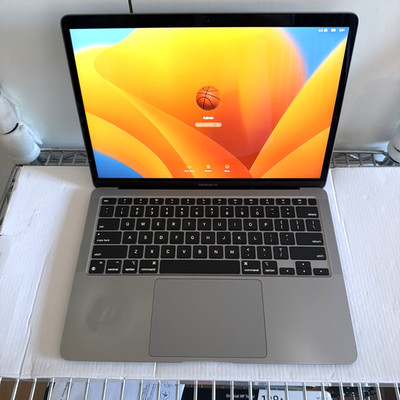 Apple MacBook Air 13'' - A2337 M1 8-Core 16GB RAM 256GB SSD - Silver
