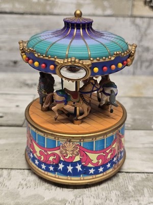Enesco Lustre Fame Carousel Music Box Blue Danube Waltz 1995 Musical Horse Ride