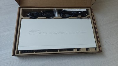 MikroTik CRS328-4C-20S-4S+RM Cloud Router Switch | wie NEU | 24x SFP | 4x SFP+