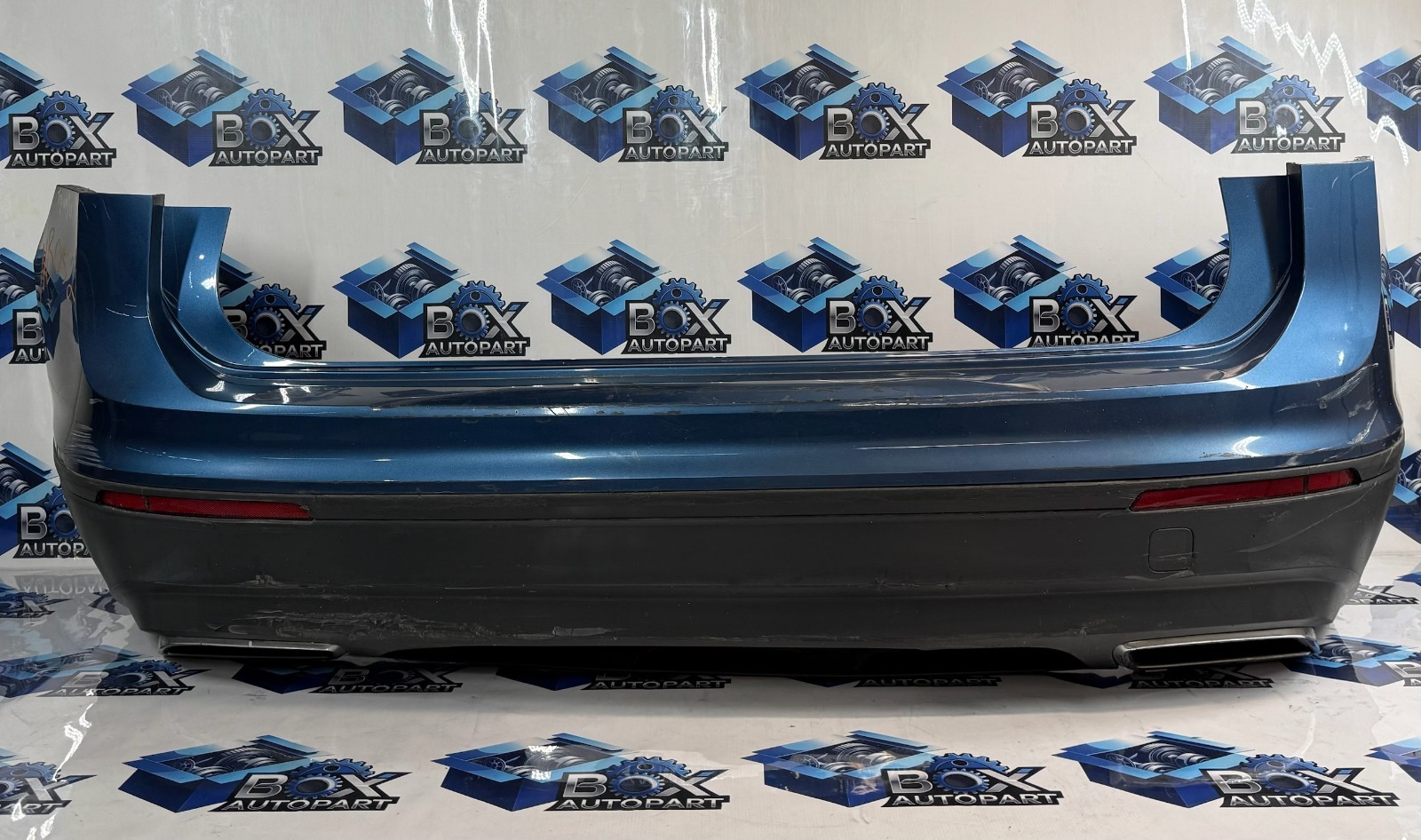 18-21 Volkswagen Tiguan Rear Bumper Cover Assembly Blue Silk Metallic (LD5L/2B)