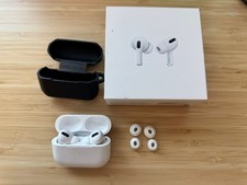 Apple Airpods Pro w/ Wireless Charging Case 1st Gen Lightning  Cover Case Tips