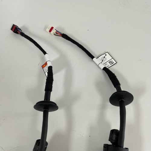 New Pair Genuine Discovery 5 Powered Tailgate Strut Hands Free LR186806 LR186807 - Picture 5 of 5