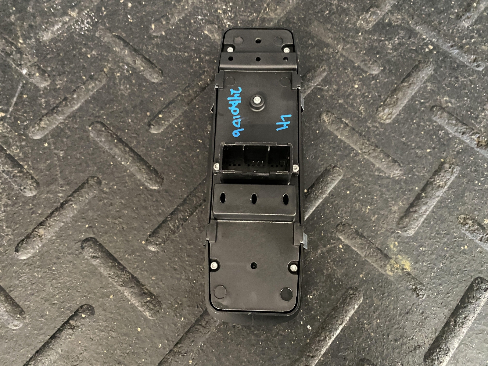 14-17 MASERATI GHIBLI DRIVER'S DOOR MASTER WINDOW SWITCH LOCK & MIRROR 670025406