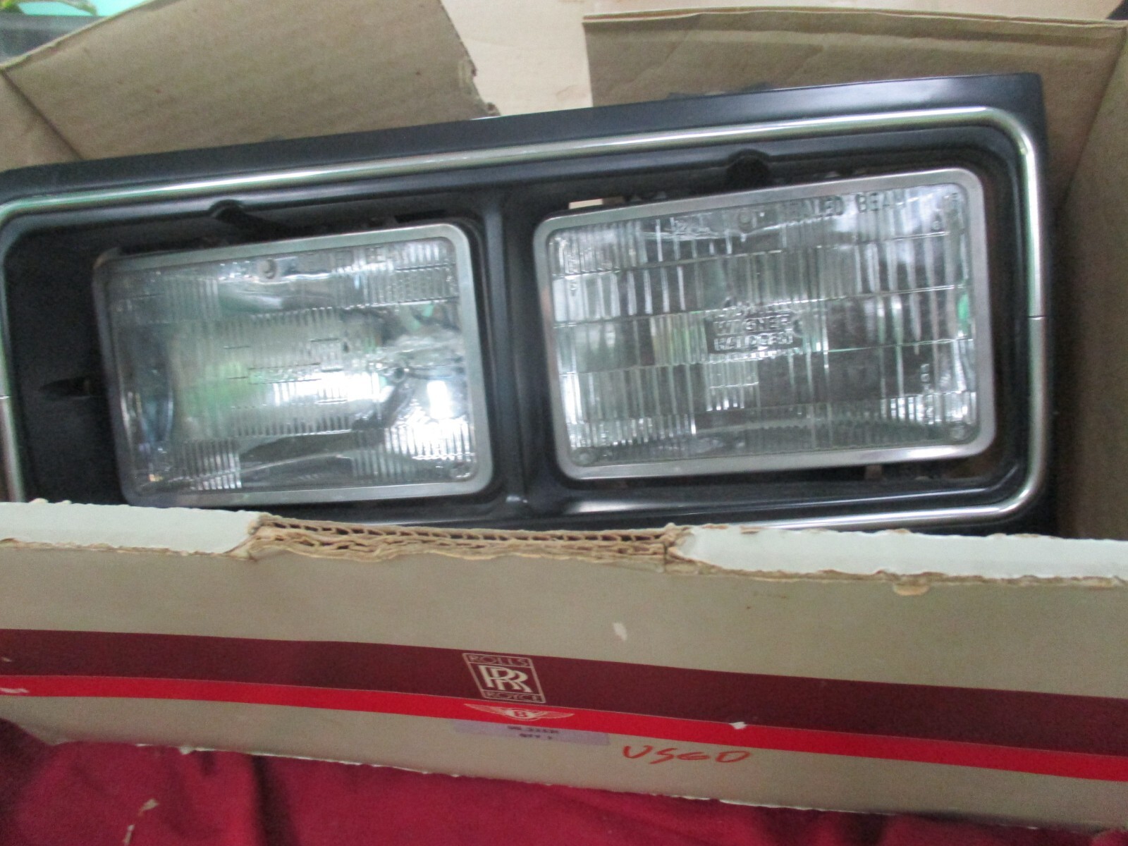 Rolls Royce Silver Spur, Bentley Turbo, Mulsanne left headlamp assembly UD22531