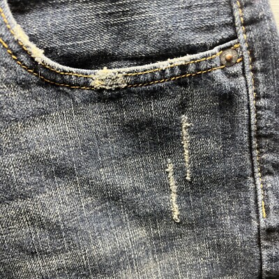 Levi's Men's Size 30 Denim Shorts 569 Loose Fit Blue Distressed