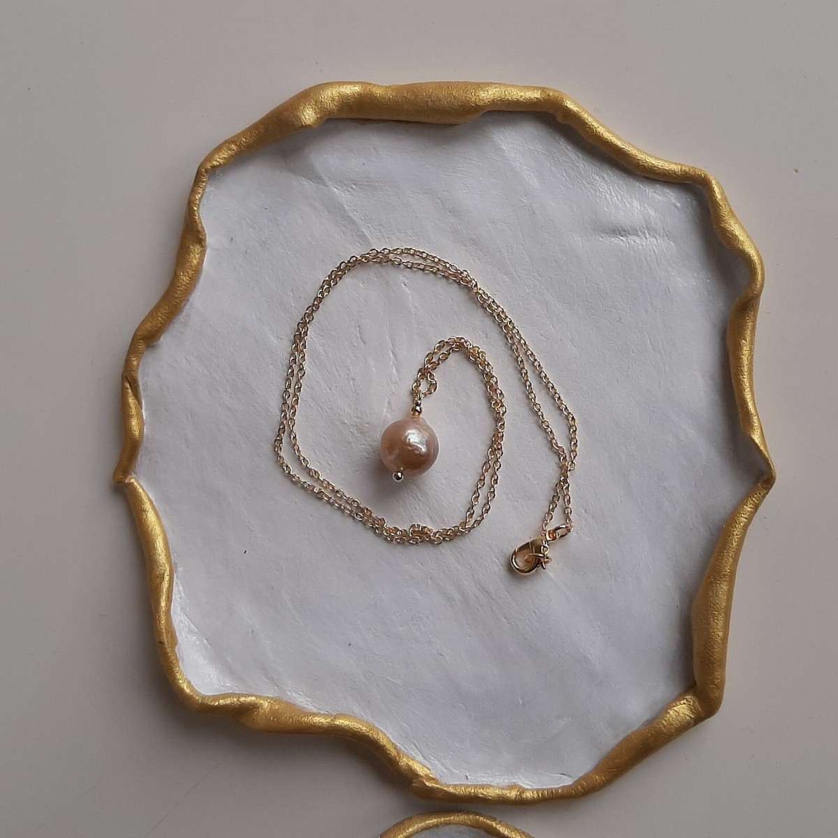 Collier Perle De Culture Baroque Doré à L'or Jaune 14k - Fait Main, Perles Naturelles