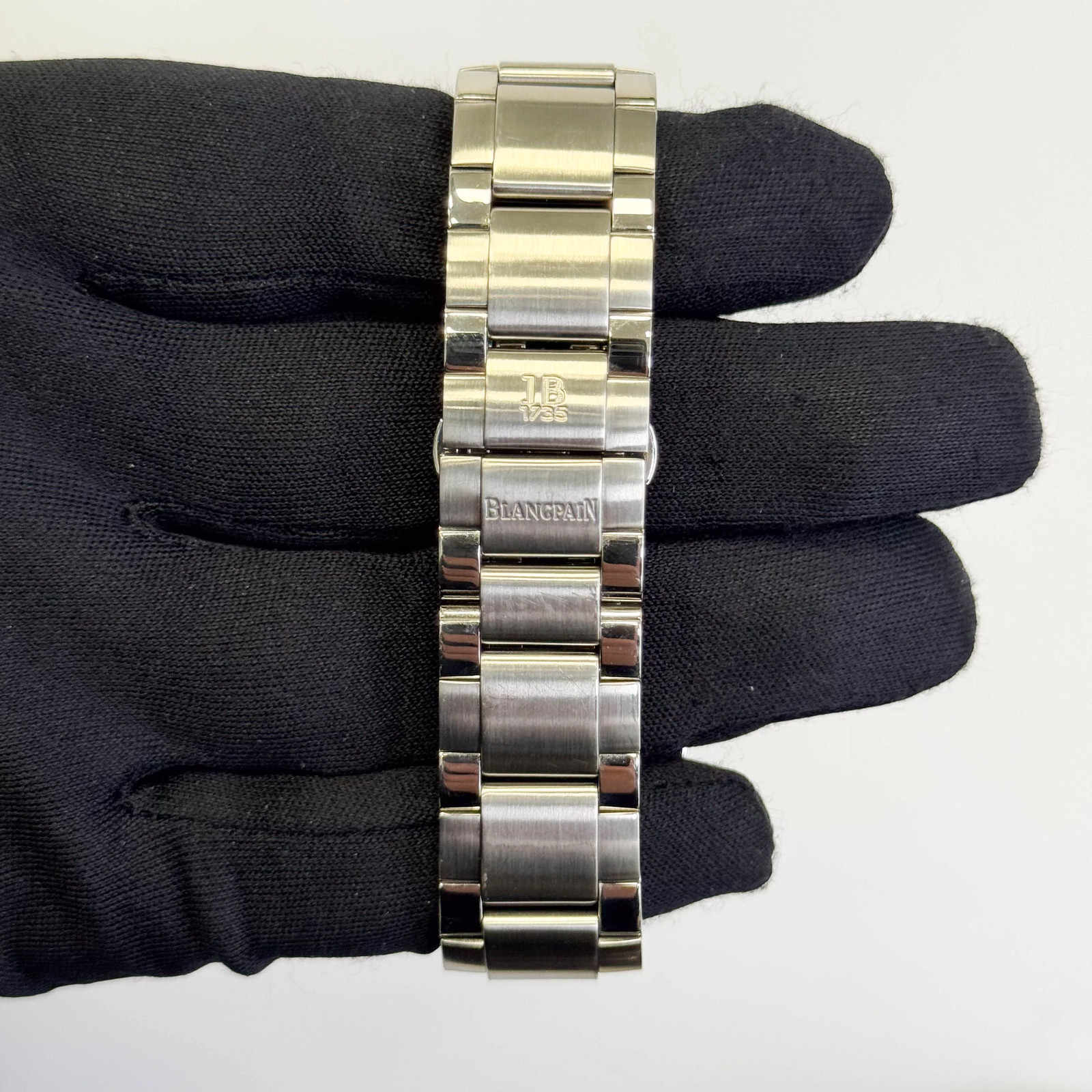 Blancpain GMT 40mm Black Dial Watch Ref# 2250-1130-71 image 4