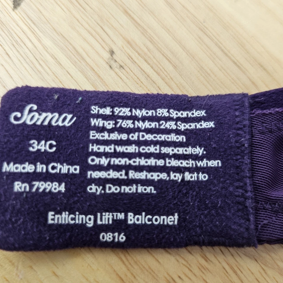 Sujetador Soma Enticing Lift Balconette de encaje con aros sin forro para mujer 34C púrpura Foto 2 de 4