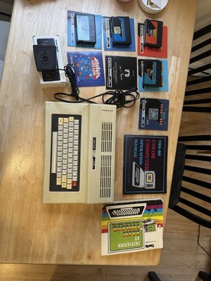 Lot Complet RadioShack TRS-80 Color Computer 2 + 4 Jeux + Manuels + Joysticks 2x