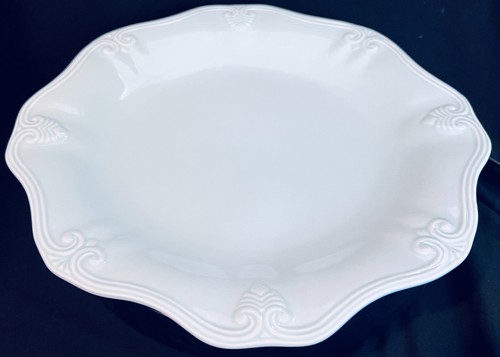 Lenox Butler's Pantry Gourmet geprägter eisblauer Teller. 12" Octagon 2000-15 - Bild 3 von 3