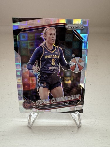 Carta Da Collezione 2025 Panini Instant WNBA #198 – Sophie Cunningham (Indiana Fever) – Edizione Limitata