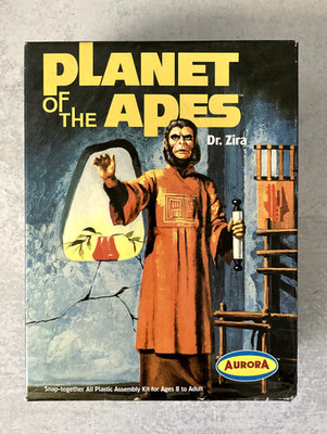 Planet Of The Apes Aurora Model Dr. Zira Addar Model #6804 Mostly built