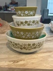 Vintage Pyrex Spring Blossom Crazy Daisy Mixing Bowl Set 401 402 403 404
