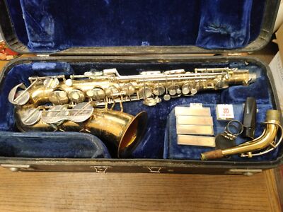 ヴィンテージ　テナーサックス　King Lemaire Vtg King Lemaire Brass Saxophone Czechoslovakia with Original Case