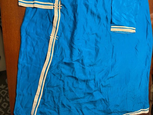 Vintage 1980’s Chinese Bai Hua Embroidered Chinese Silk Robe Jacket Blue - Picture 4 of 20