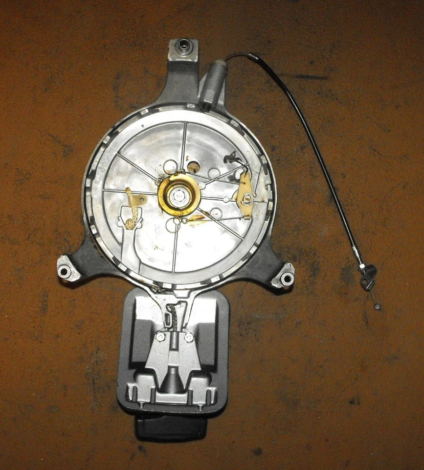 Mariner 40 HP Intake Manifold & Reeds PN 7101M Fits 1977-1990 - Image 2 of 2