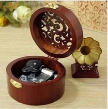 ♫ RAINBOW CONNECTION  ♫ Circle Carving Wooden Wind Up Music Box