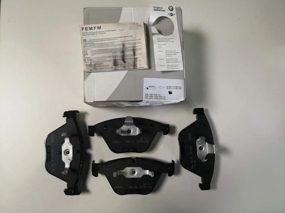 Original BMW Bremsklötze vorne 34116790760 E90 E91 E92 E93 Z4 E89 330d 335i 325d