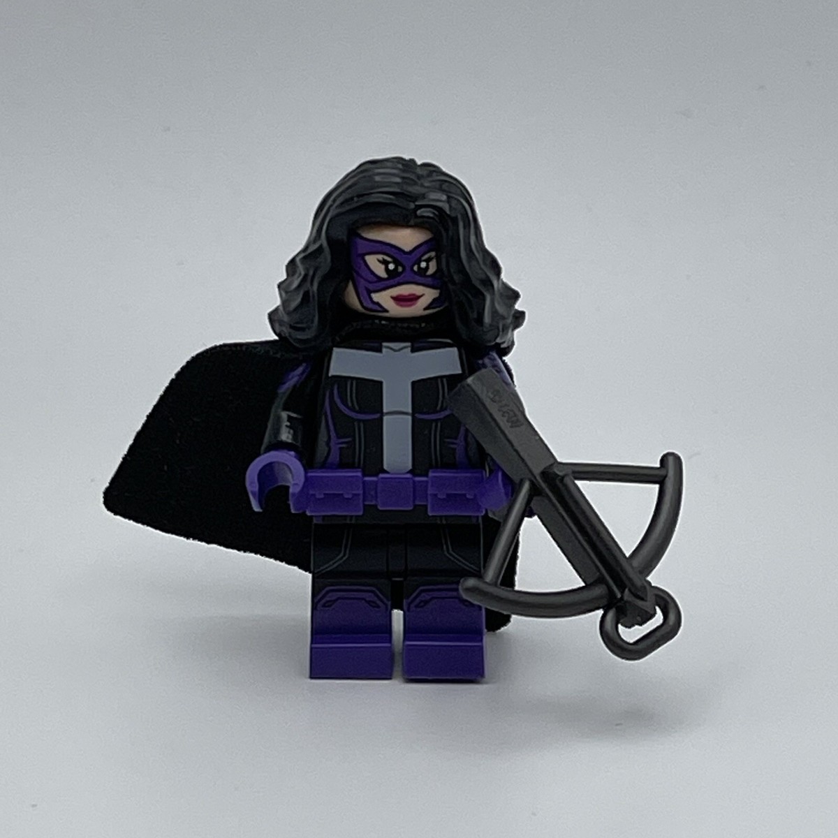 Lego Huntress Minifigure DC Comics Super Heroes 71026 Series