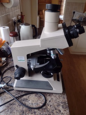 Olympus BH2 Binokular Mikroskop Plan Achromat Objektive Labor + Okulare