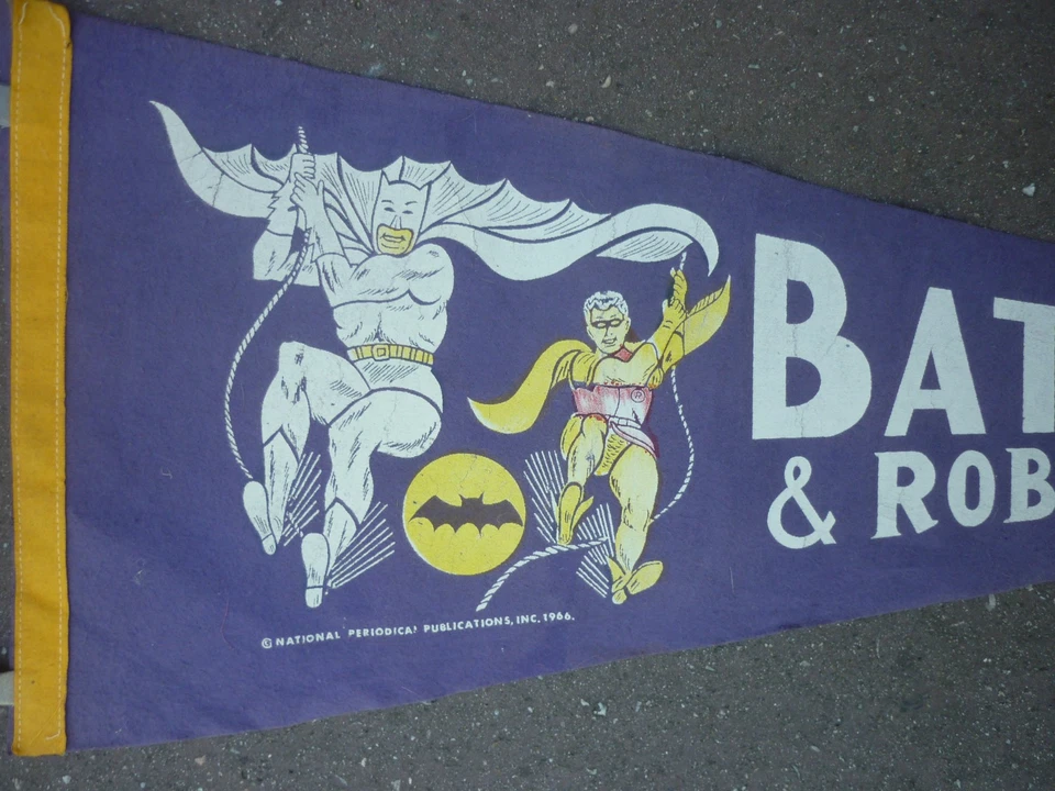 BATMAN ER ROBIN / RES RARE FANION NATIONAL PERIODICAL PUBLICATIONS 1966 - Photo 3/4