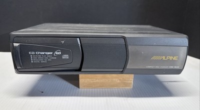 Alpine CHM-5630 Six Disc CD Changer - UNTESTED