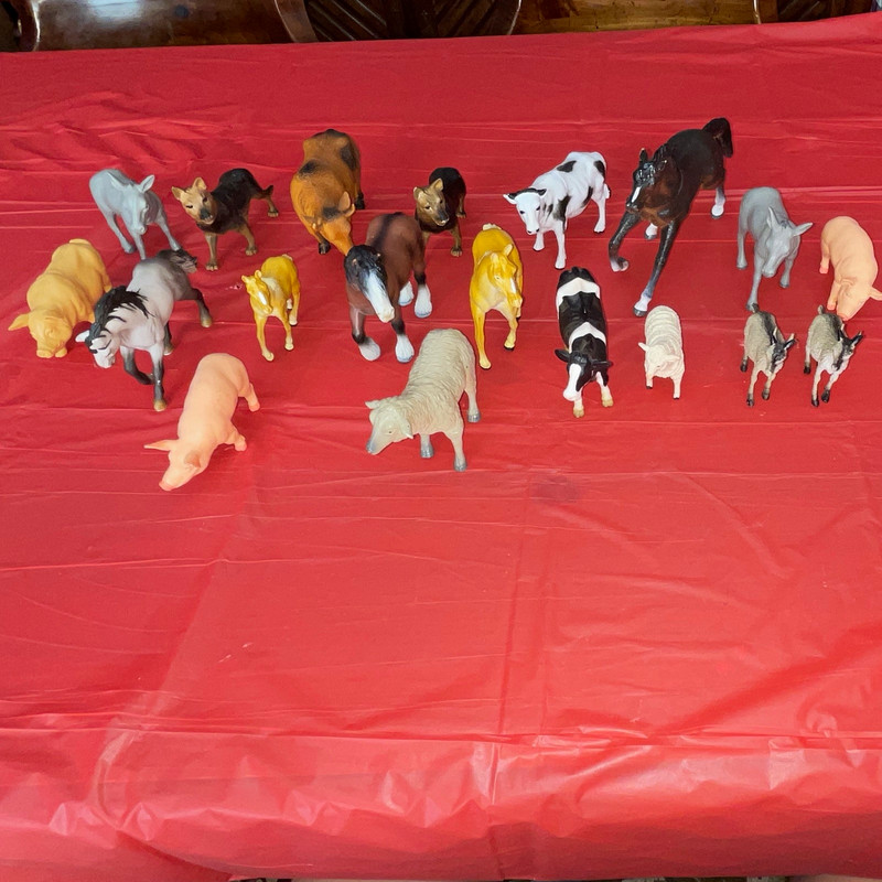 Lot of 19, VINTAGE, Plastic Farm Animal Toy Figures, mixed Set