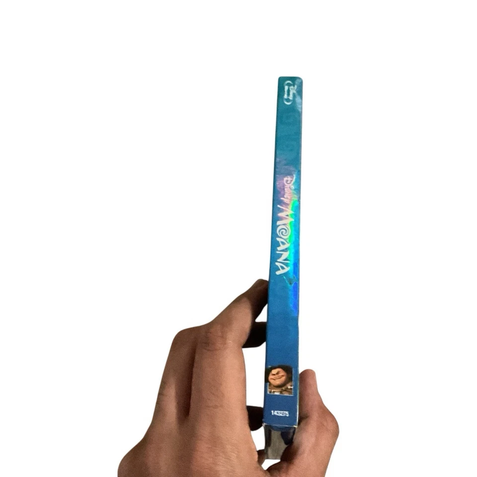 Moana 2017 Blu-Ray and DVD Combo Pack Auli'i Cravalho No Digital Copy Disney - Image 2 of 4