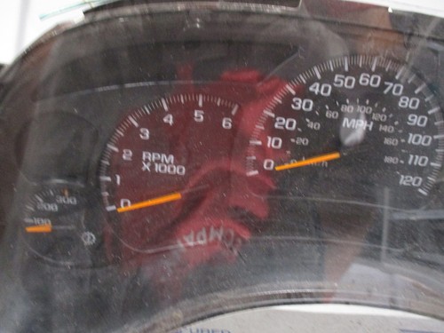 ➡ 2005 SUBURBAN SPEEDOMETER DISPLAY INSTRUMENT CLUSTER GAUGES PANEL ODOMETER - Picture 13 of 18