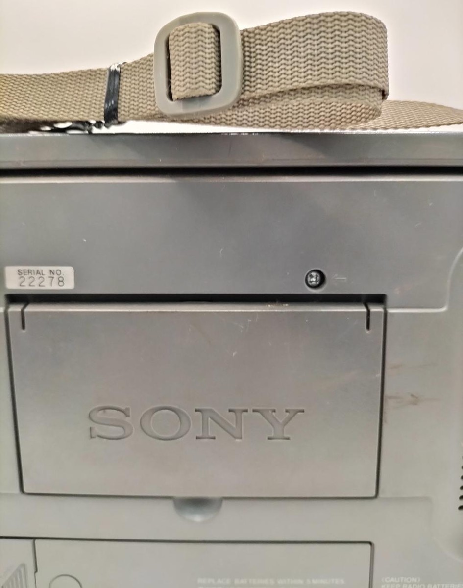 Sony ICF-SW77 World Band Shortwave Receiver Radio FM/AM/LW SSB