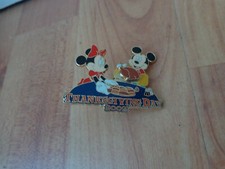 Édition Limitée Badge En Émail 3D Mickey Mouse & Minnie Thanksgiving 2002 Disney