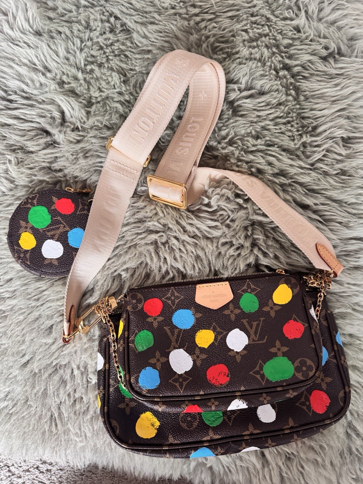 Louis Vuitton Multi Pochette Bag x Yayoi Kusama Limited Edition 2023