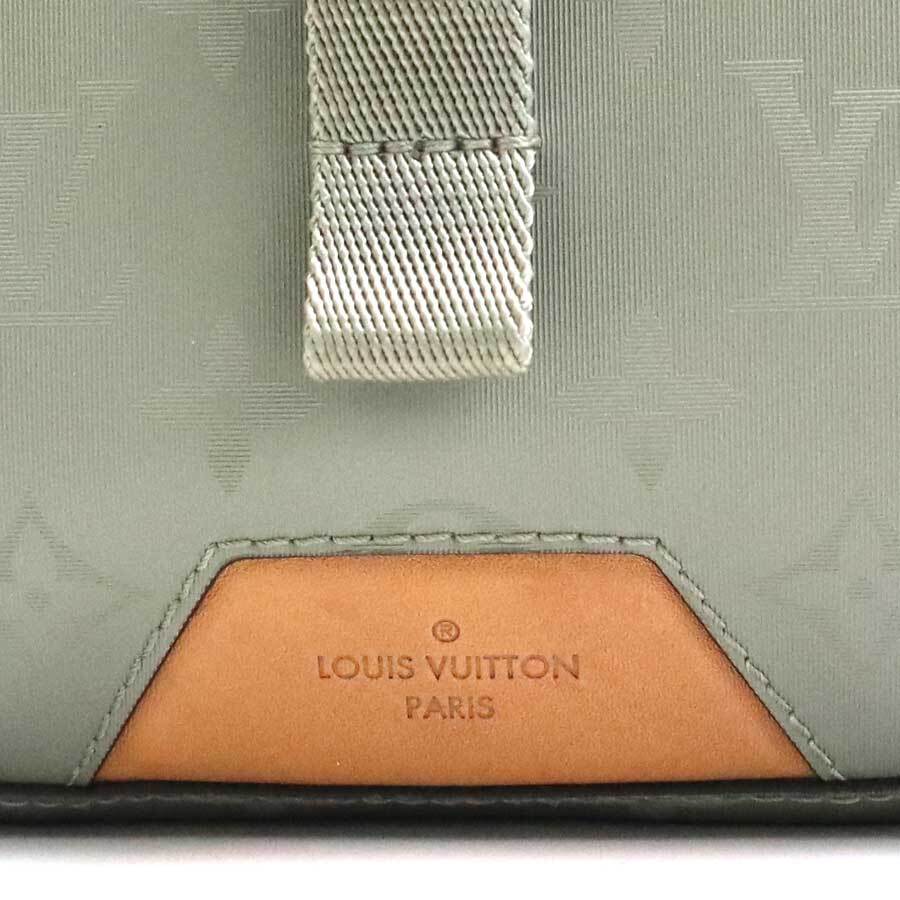 Auth LOUIS VUITTON Monogram Titanium Messenger PM Crossbody Bag 