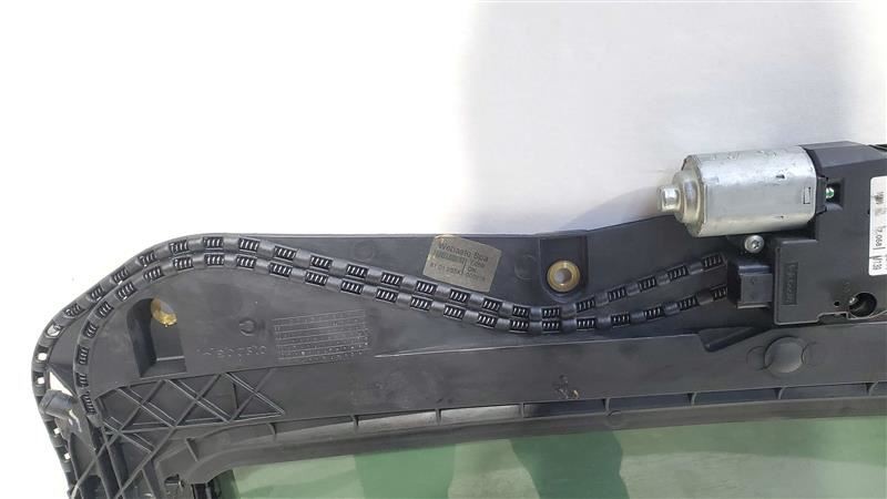 Maserati Quattroporte 2007 Sunroof assembly