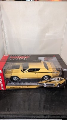 1971 Dodge Superbee YELLOW 1:18 Auto World 1315