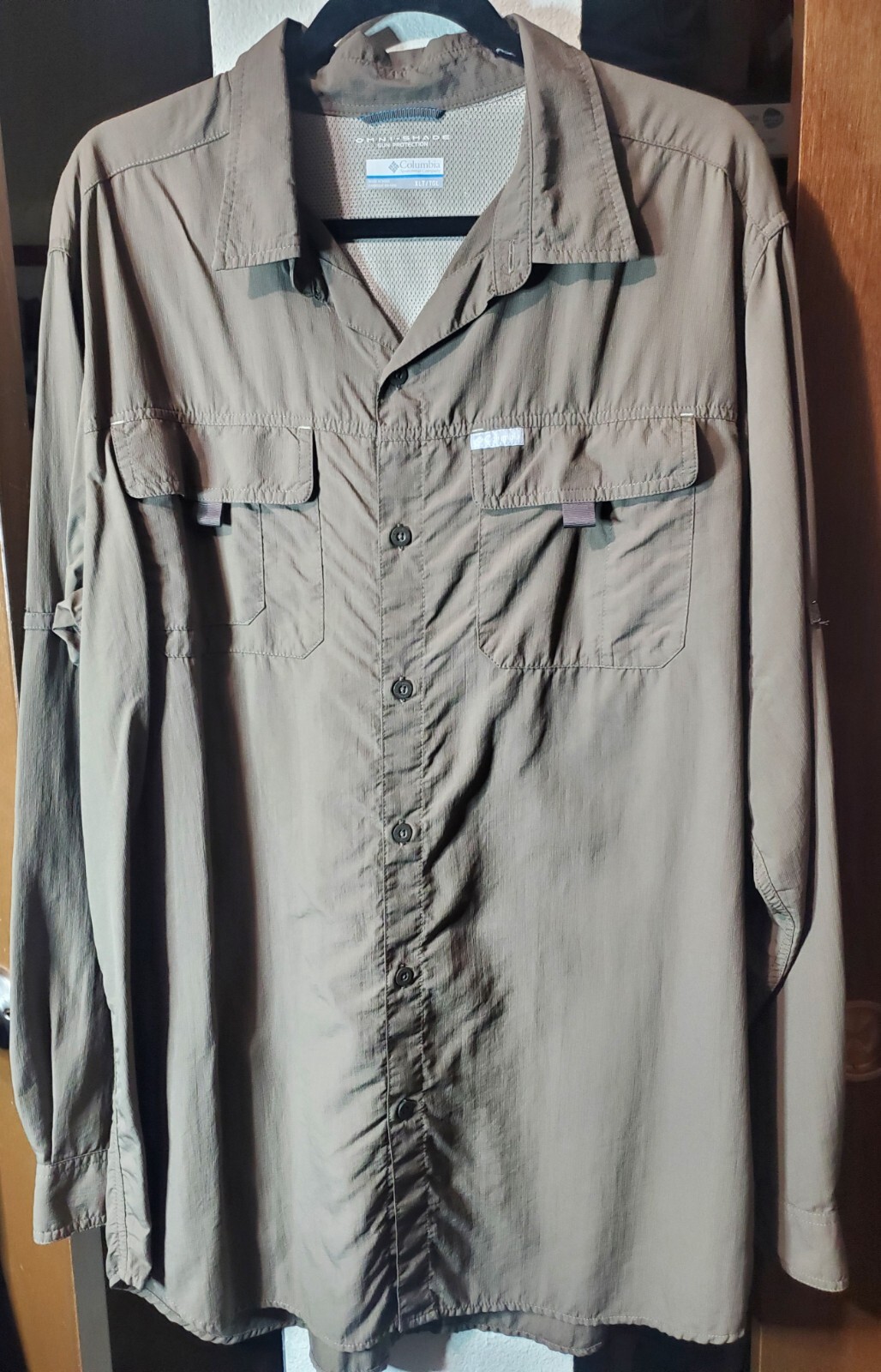 Columbia Men's Omni Shade  Long Sleeve Button Up Shirt  XLT Hunter Green