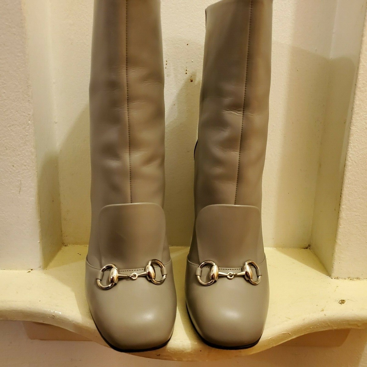 S-363803 AUTHENTIC GUCCI Lillian Leather Horsebit Ankle