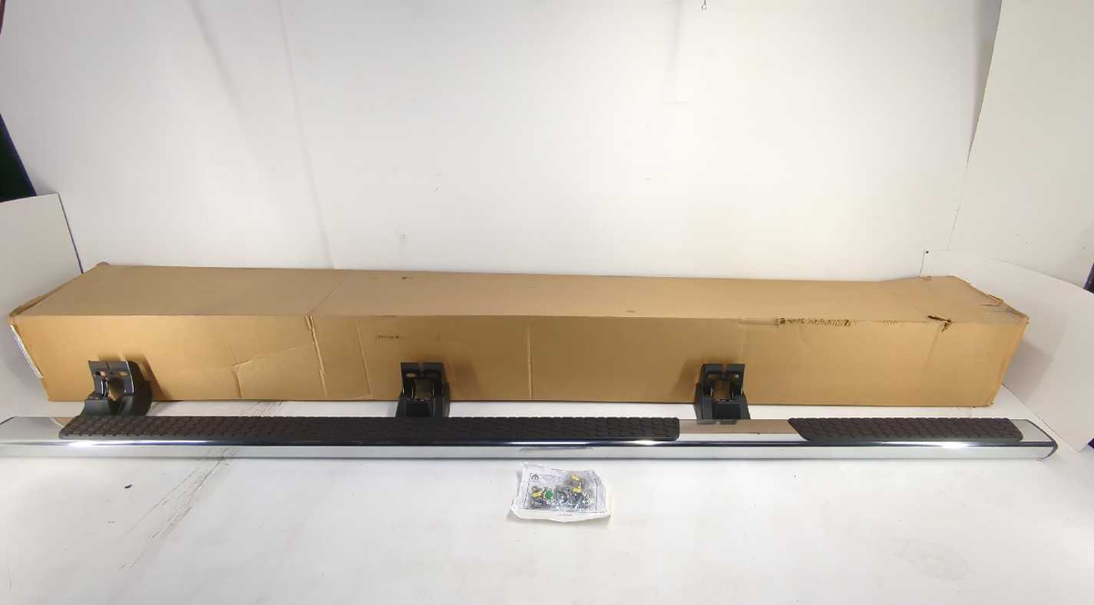 デブトラマン New OEM genuine Ram Chrome Side Step 2013-2024 2500 3500 MEGA Cab