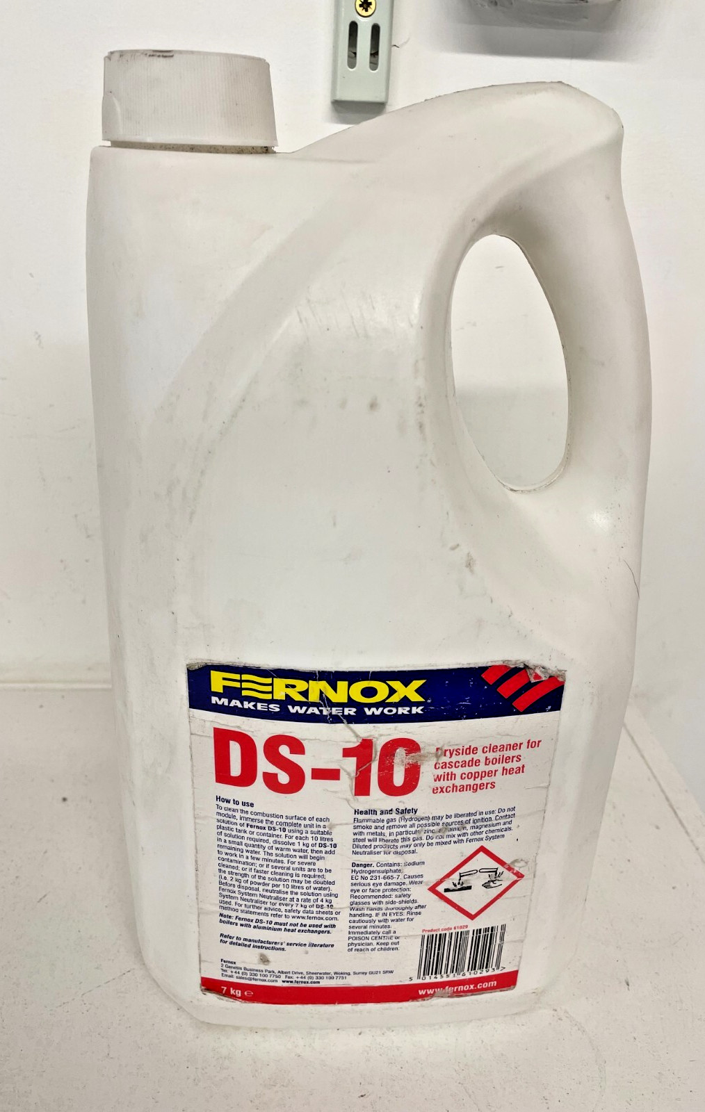 Fernox 61029  Cleaner DS-10 Dry side 7kg Bottle