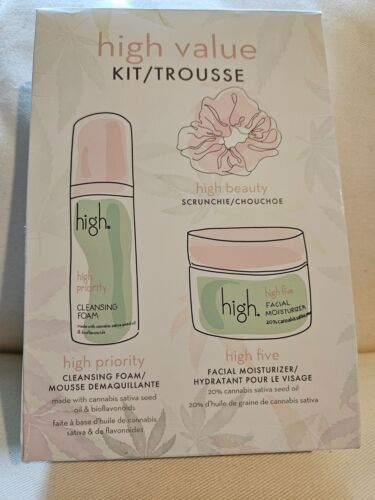 High Beauty Cannabis Facial Moisturizer 1.7oz 50 ml. & Cleansing Foam 50ml - Picture 2 of 3