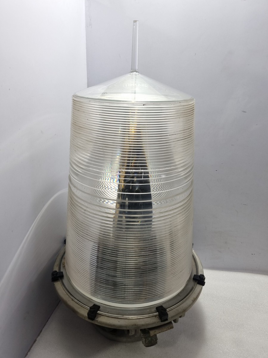 Tideland ML-300 MaxLumina Marine Lantern with TF-3B OMNIBUS II