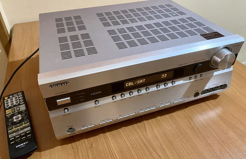 Sintoamplificatore Onkyo TX SR605 980W RMS Dolby Surround 7.1 Home Cinema HDMI - Immagine 3 di 4